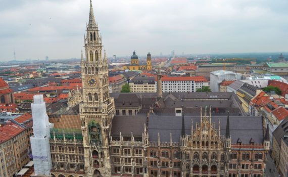 Munich rathaus glockenspiel