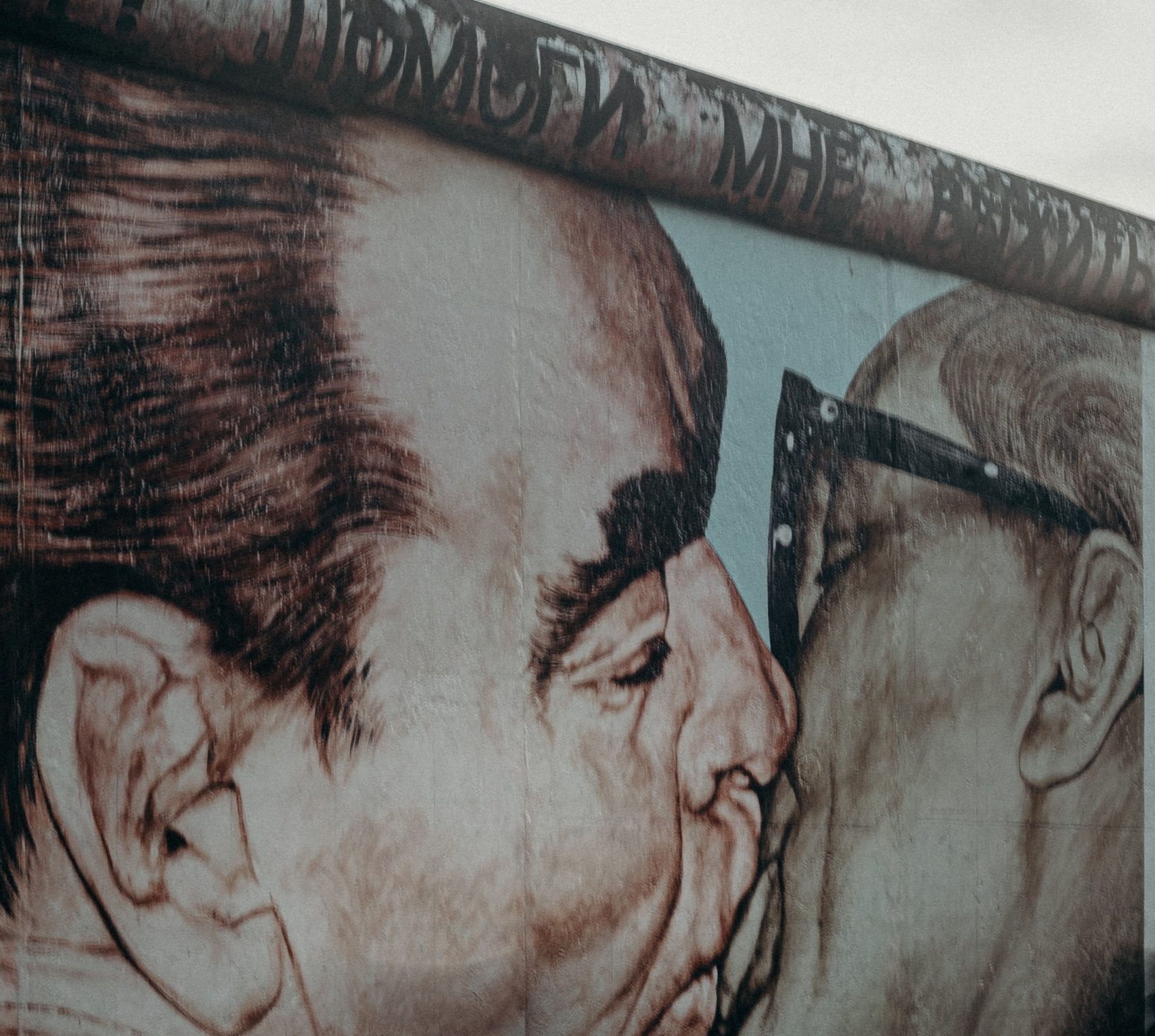 the east side gallery is one of thethings to do in berlin for free