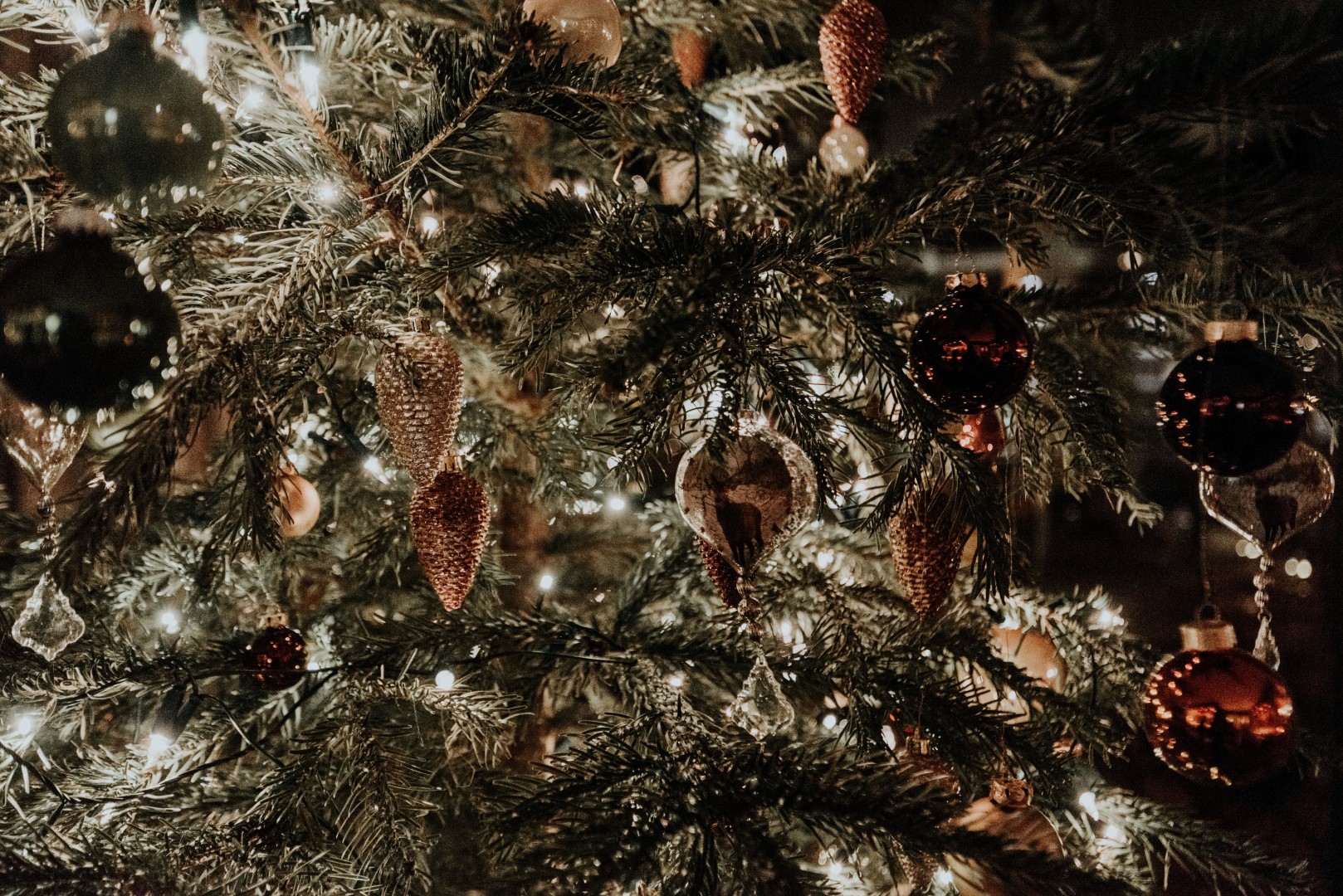 Hand Blown Glass Christmas Ornaments From Germany A Centuries Old Tradition Wanderingermany