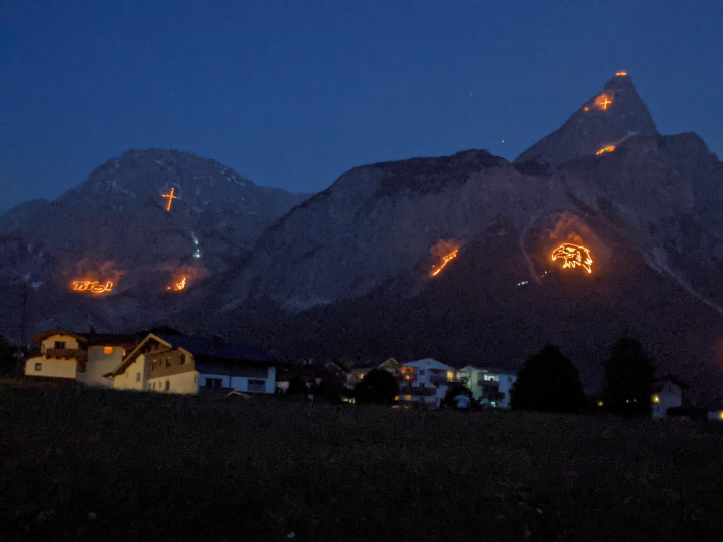 bergfeuer mountain fire austria