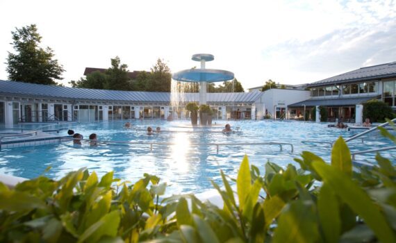 Therme Eins Bad Fussing