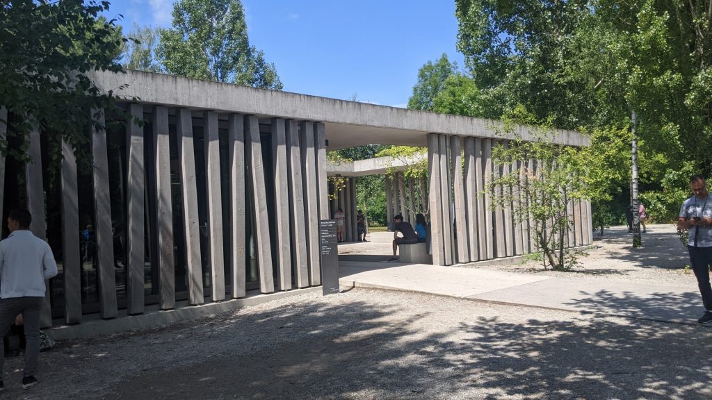dachau concentration camps