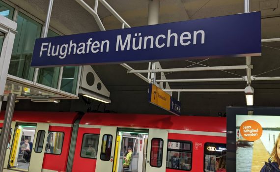 train munich airport