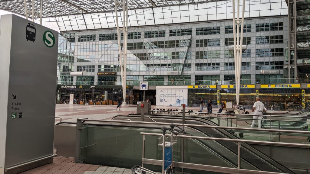 train station in munich airport